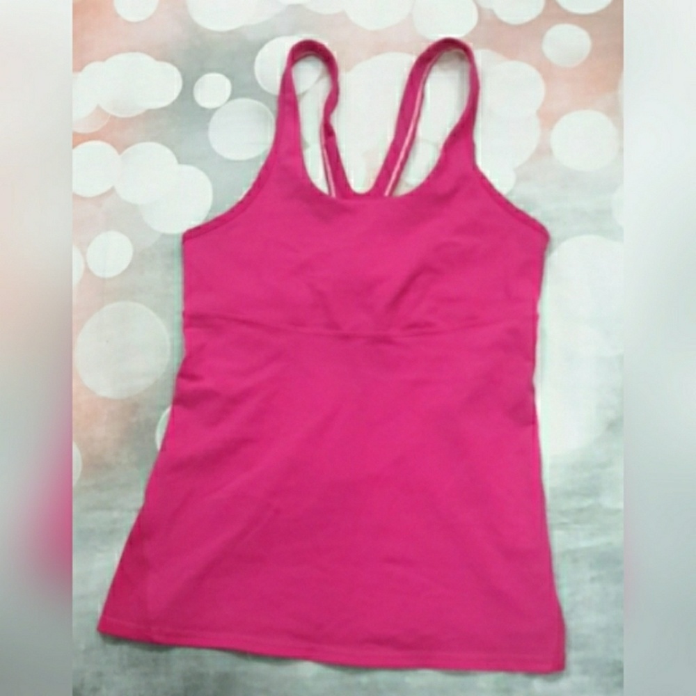 Lululemon workout top